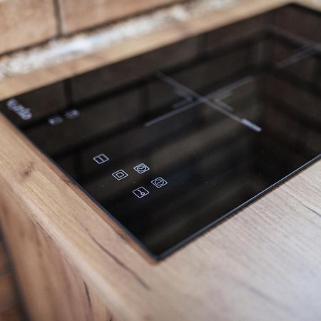 Затишні Смарт-Квартири В Історичному Центрі! Apartman Ungvár Kültér fotó