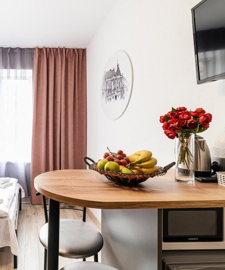 Затишні Смарт-Квартири В Історичному Центрі! Apartman Ungvár Kültér fotó