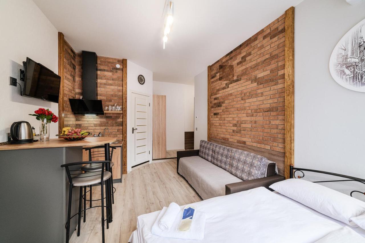 Затишні Смарт-Квартири В Історичному Центрі! Apartman Ungvár Kültér fotó