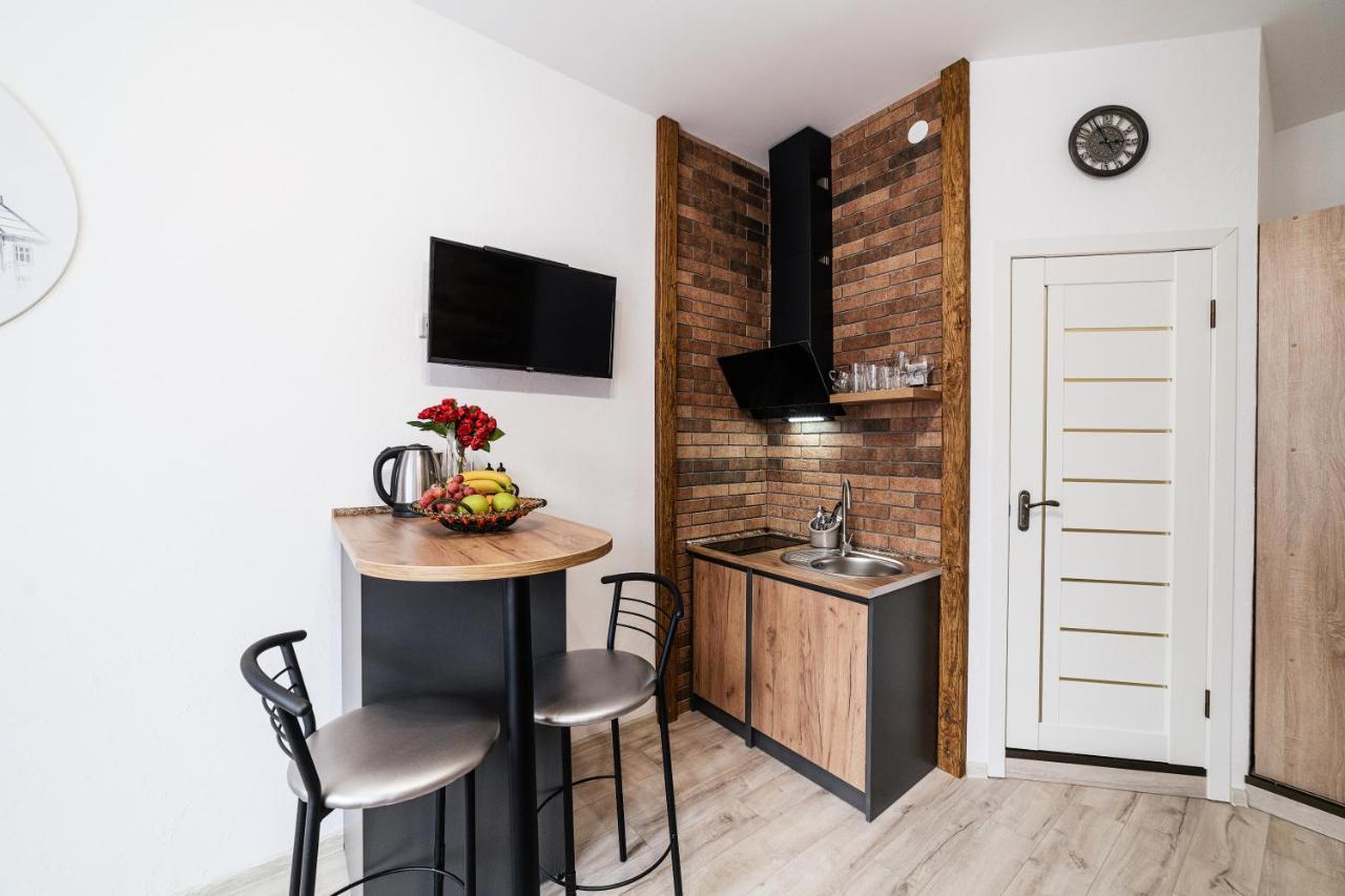Затишні Смарт-Квартири В Історичному Центрі! Apartman Ungvár Kültér fotó
