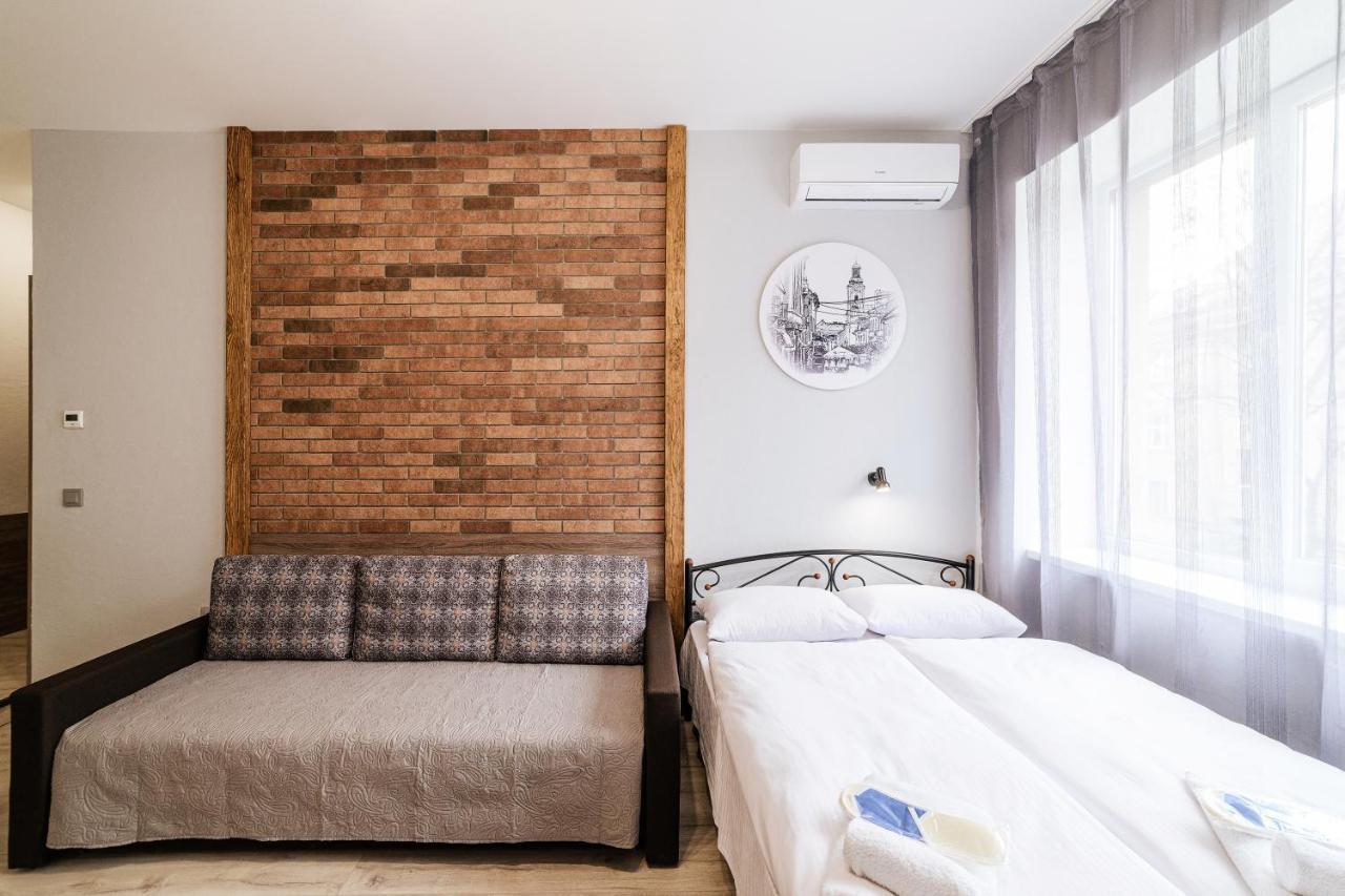 Затишні Смарт-Квартири В Історичному Центрі! Apartman Ungvár Kültér fotó