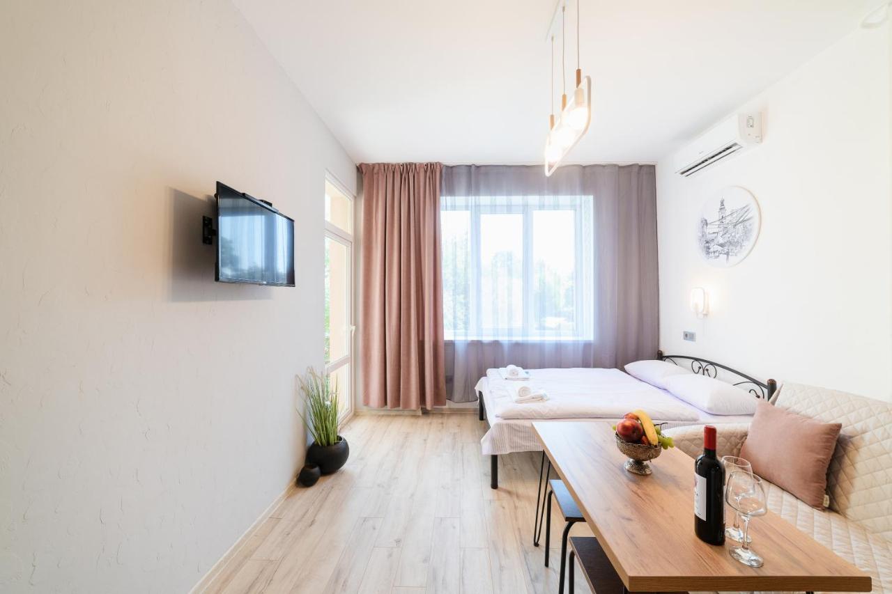 Затишні Смарт-Квартири В Історичному Центрі! Apartman Ungvár Kültér fotó
