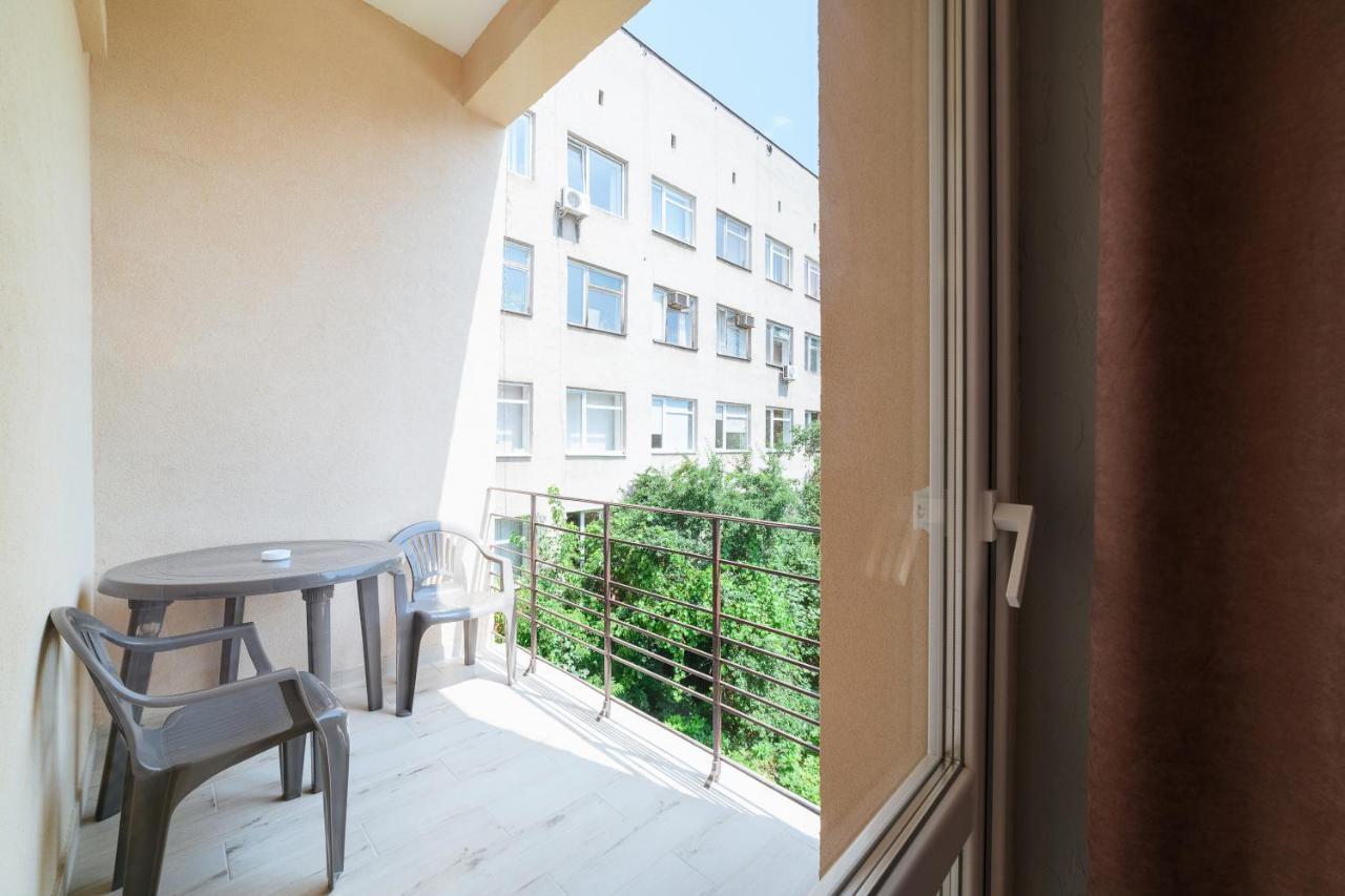 Затишні Смарт-Квартири В Історичному Центрі! Apartman Ungvár Kültér fotó