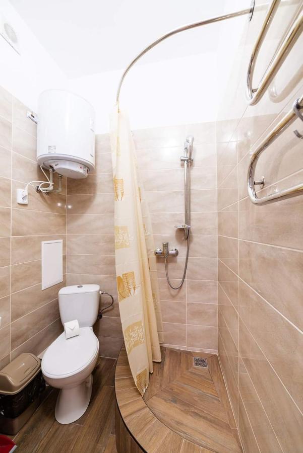 Затишні Смарт-Квартири В Історичному Центрі! Apartman Ungvár Kültér fotó