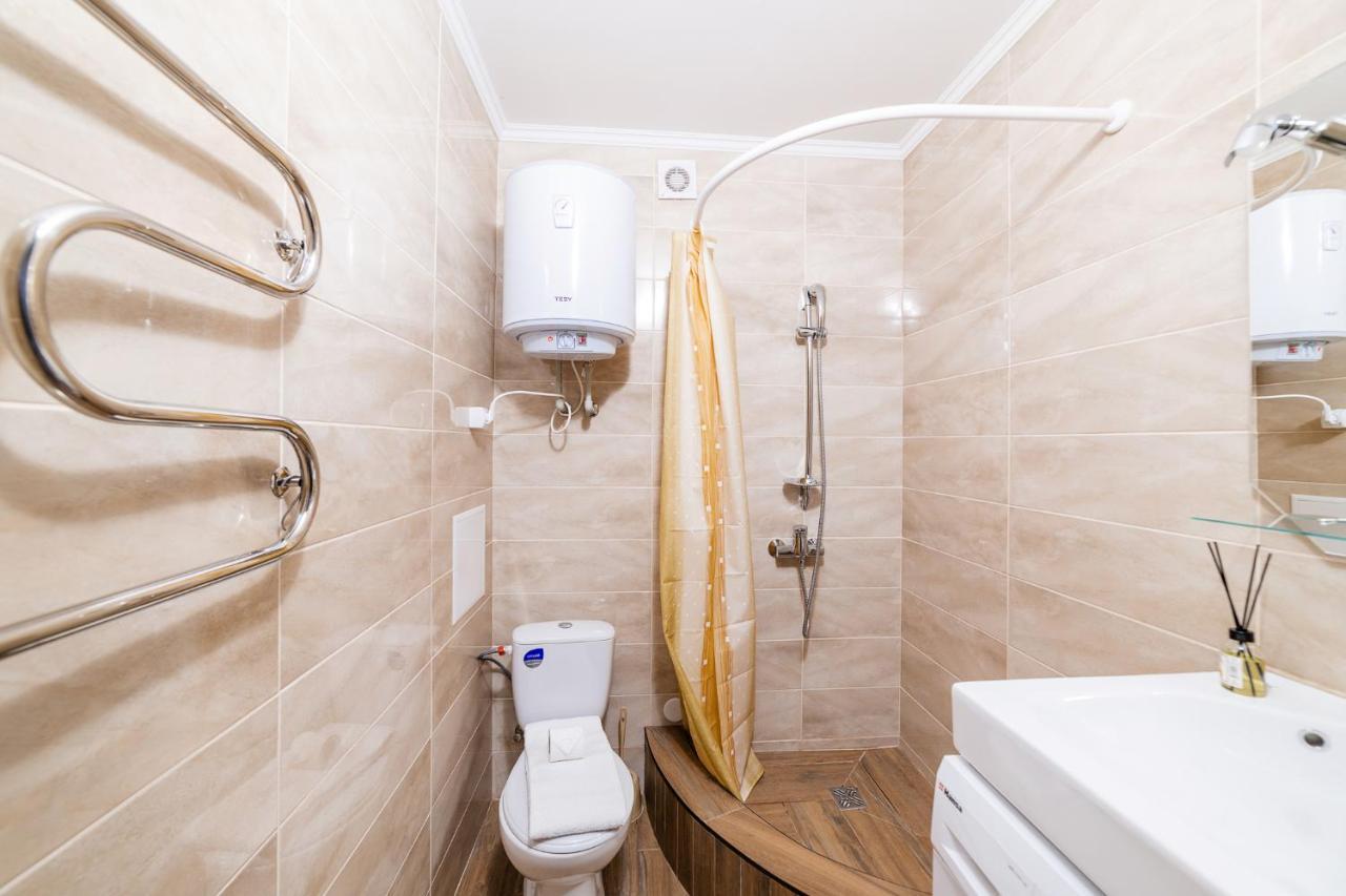 Затишні Смарт-Квартири В Історичному Центрі! Apartman Ungvár Kültér fotó